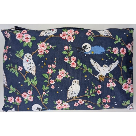 Cath Kidston Handbags - Cath Kidston x Harry Potter Hedwig & Blossoms Packaway Overnight Bag – Rare